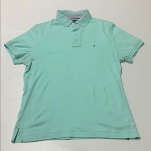 TOMMY HILFIGER MENS POLO SHIRT.SIZE M CUSTOM FIT